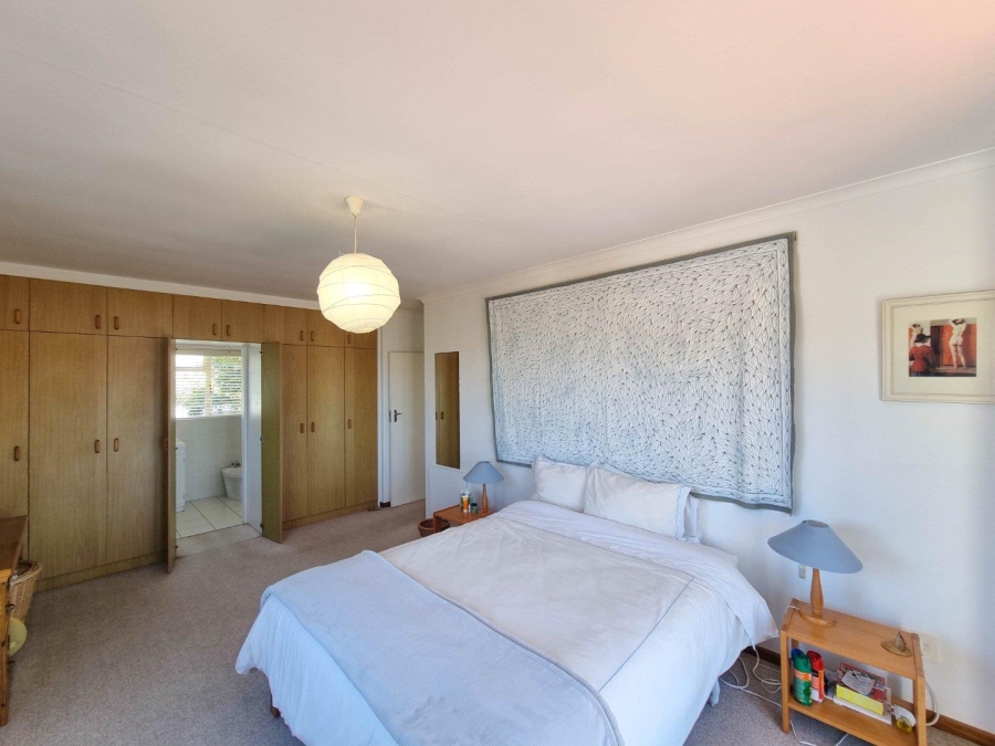 4 Bedroom Property for Sale in Sandbaai Western Cape